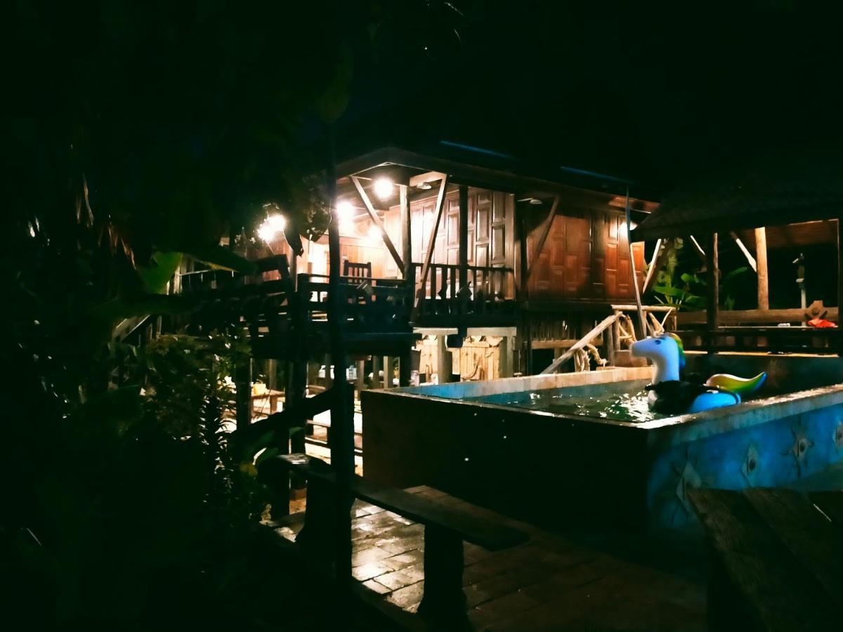 Baanthaeraek Vintage Bungalow Songkhla Exterior foto